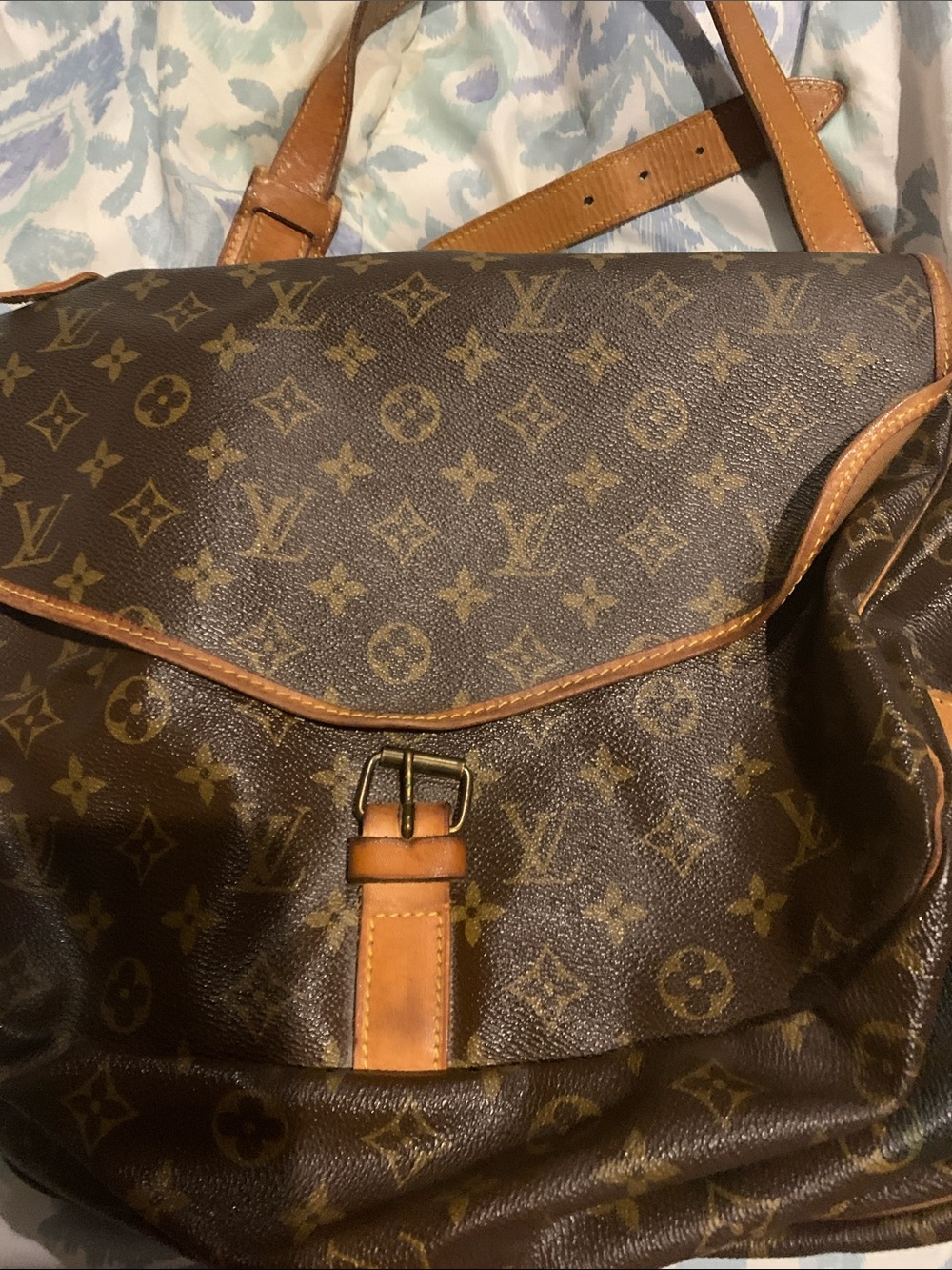 Louis Vuitton Brown Monogram Canvas Duffel with Tan Leather Trim and Straps - Picture 2 of 16